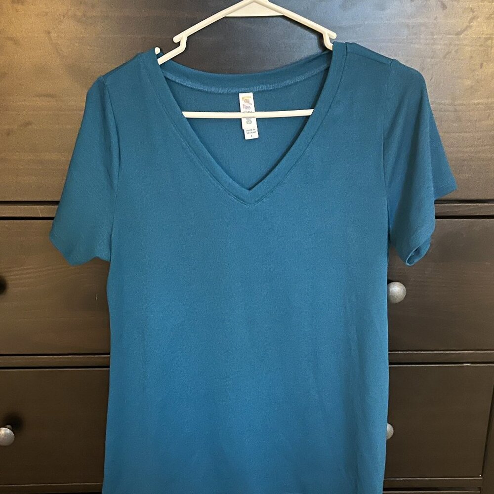 Teal blue LulaRoe shirt